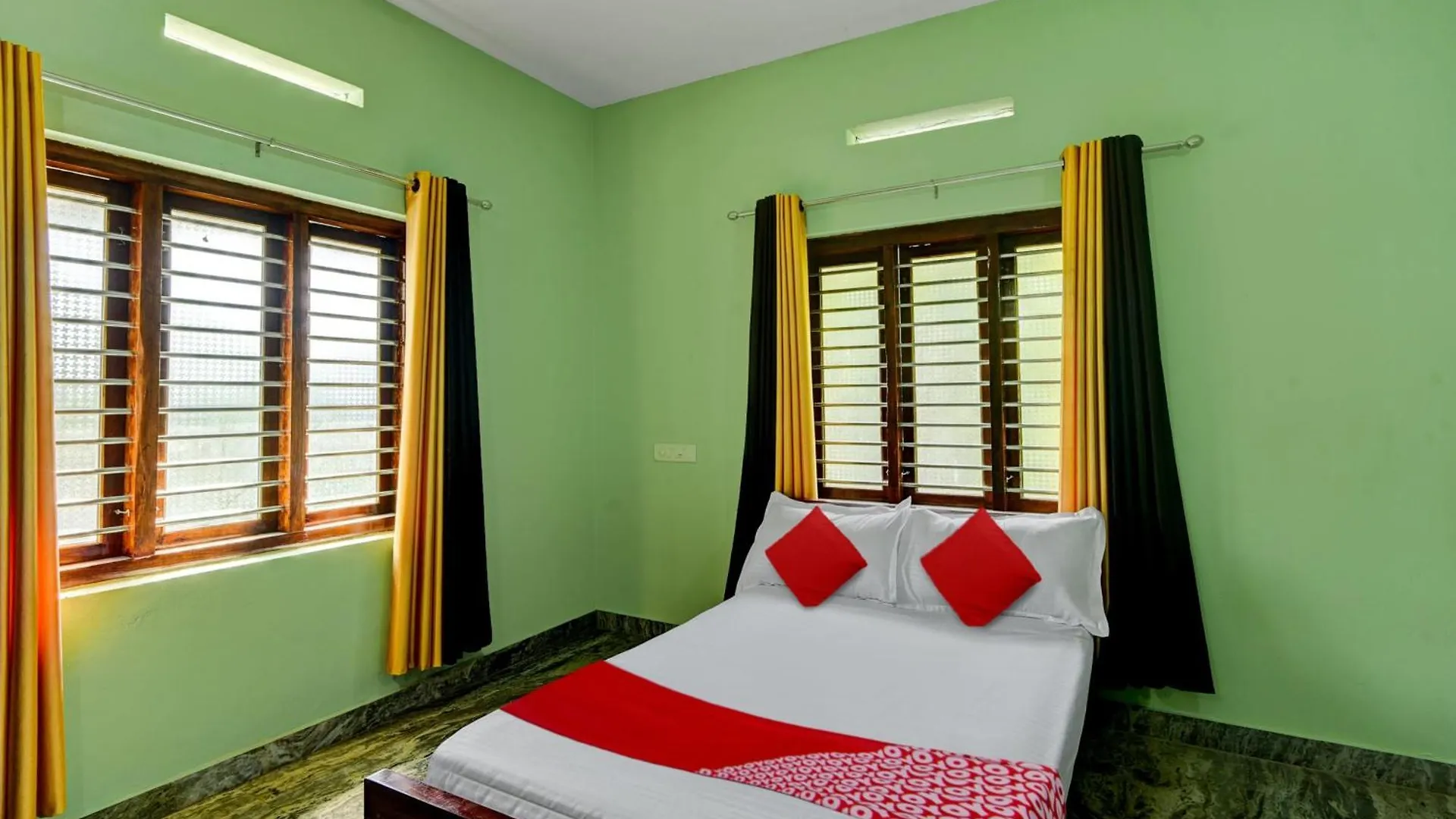 Hotel O Rifa Apartments Wayanad 4*,  India